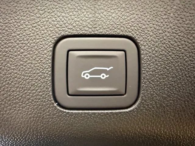 New 2026 GMC Yukon Elevation w/ Technology Package AWD/4WD image 27