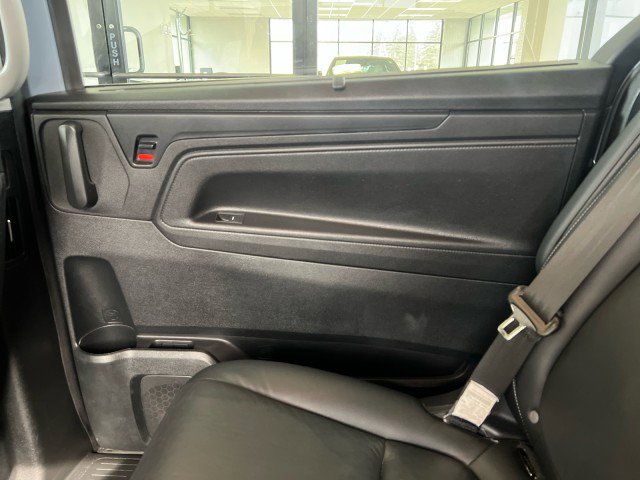 Used 2023 Honda Odyssey Touring image 17