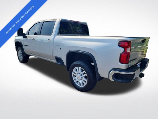 Used 2022 Chevrolet Silverado 2500 LT w/ Convenience Package AWD/4WD image 3