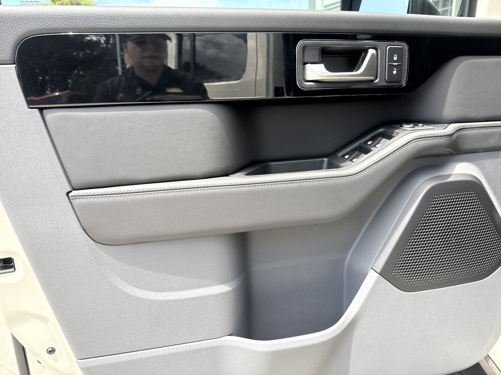 New 2026 INEOS Grenadier Station Wagon AWD/4WD image 11