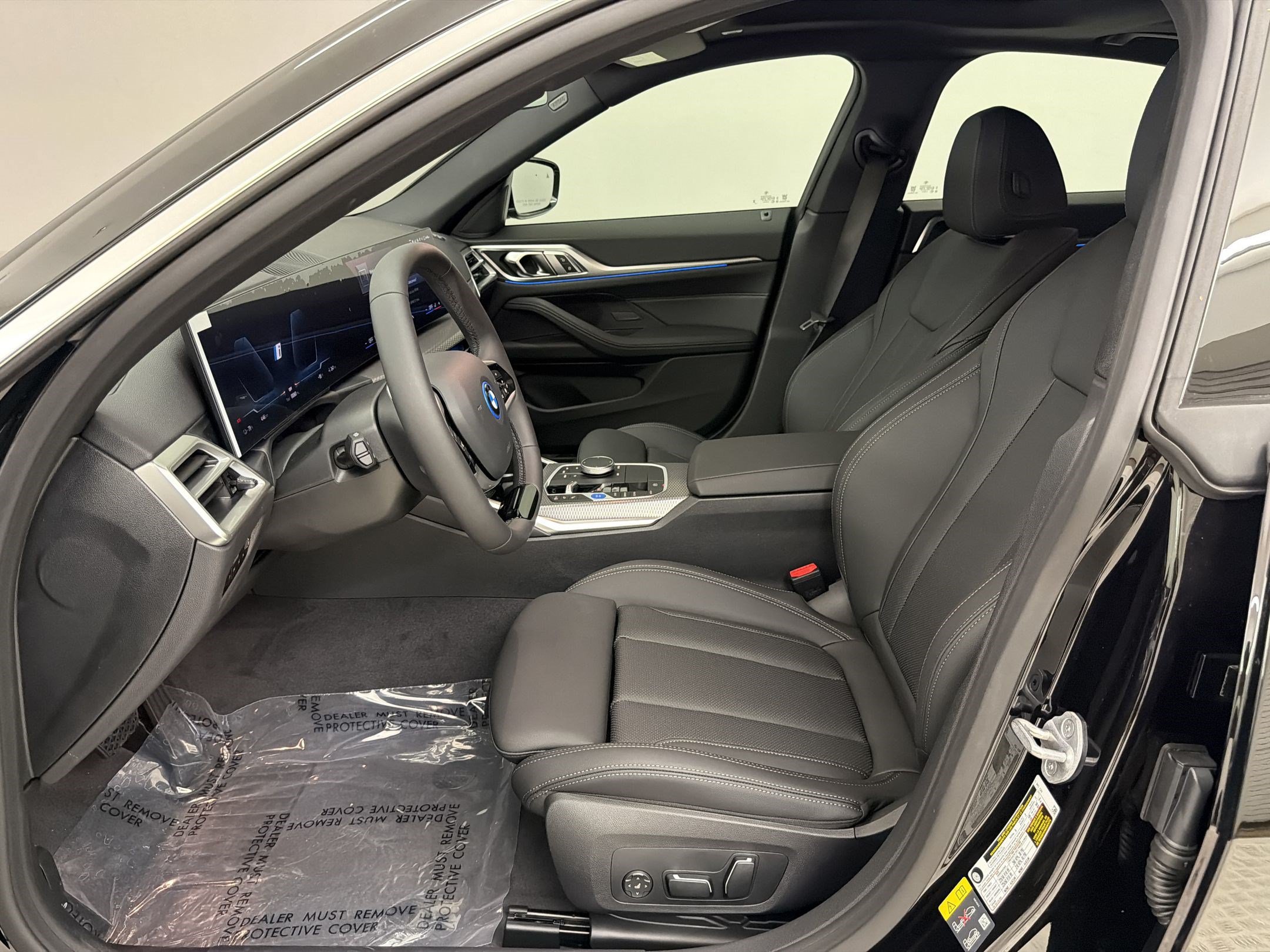 New 2026 BMW i4 eDrive40 w/ Parking Assistance Package RWD image 5