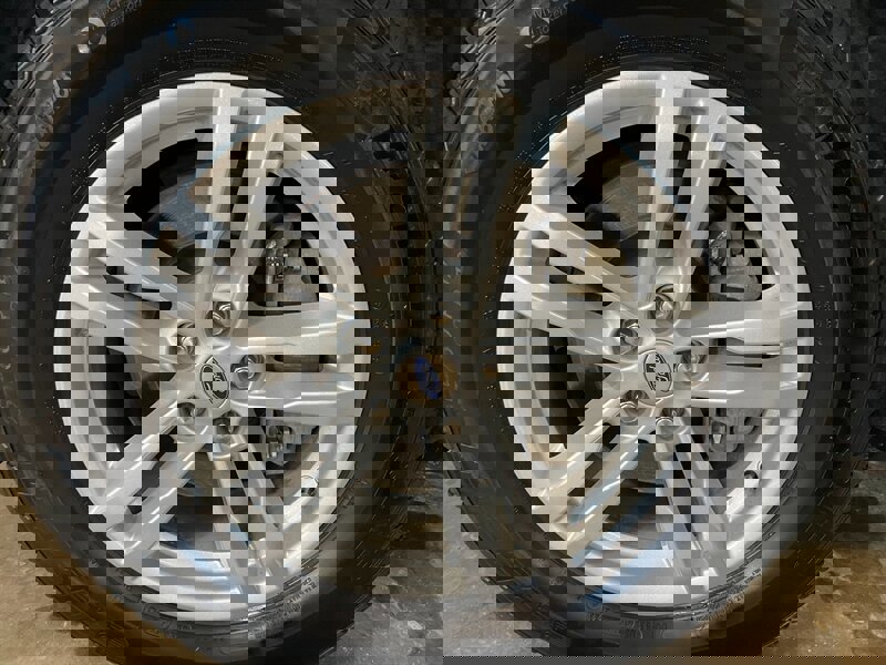 Used 2022 Ford Explorer 4WD w/ Class IV Trailer Tow Package image 30