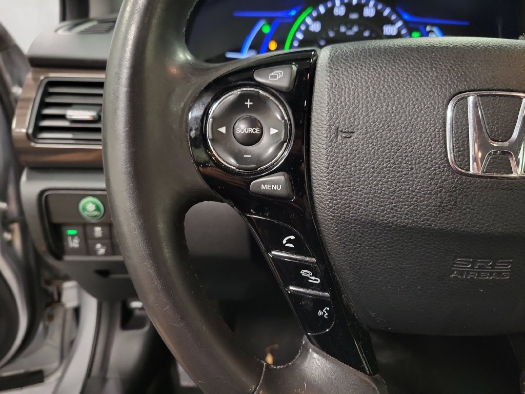 Used 2017 Honda Accord EX-L image 24