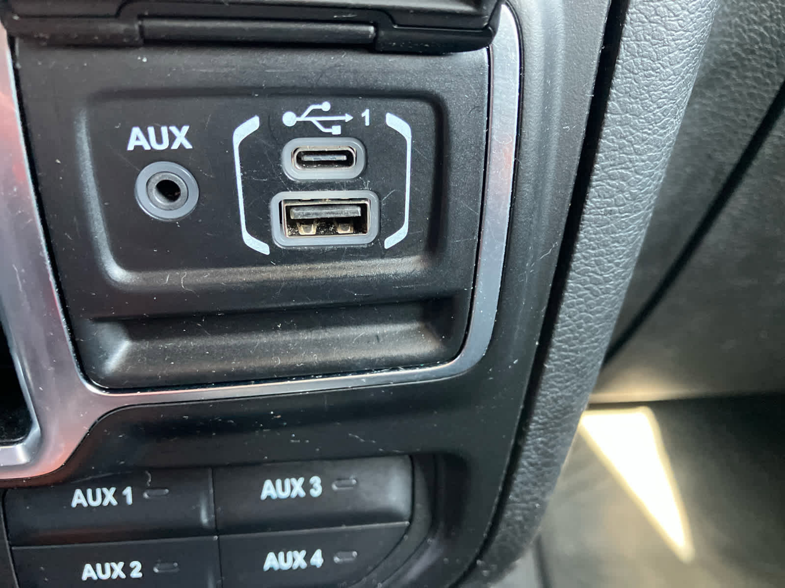 Used 2020 Jeep Wrangler Unlimited Sport S AWD/4WD image 31