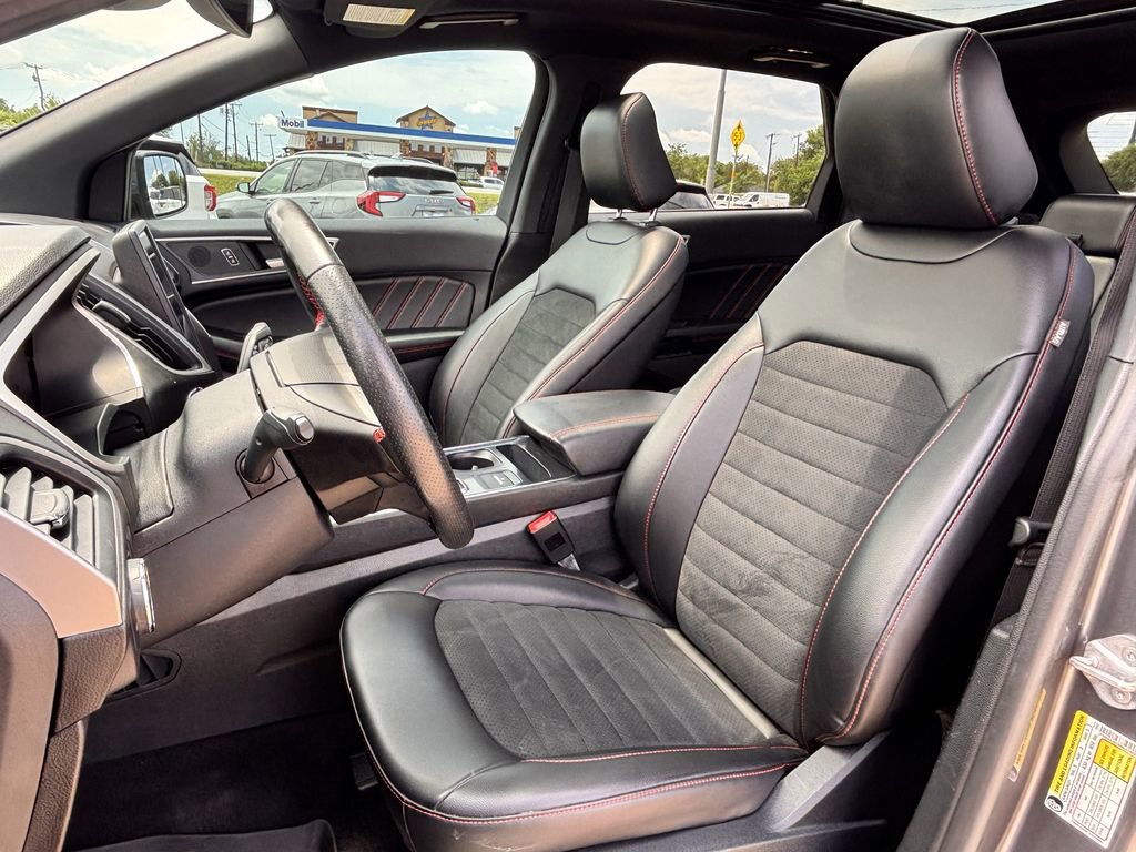 Used 2021 Ford Edge ST-Line AWD/4WD image 23