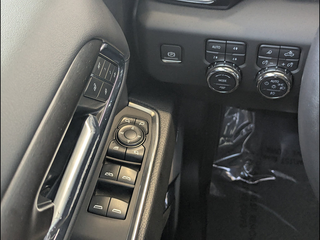 Used 2024 GMC Sierra 1500 Denali AWD/4WD image 31