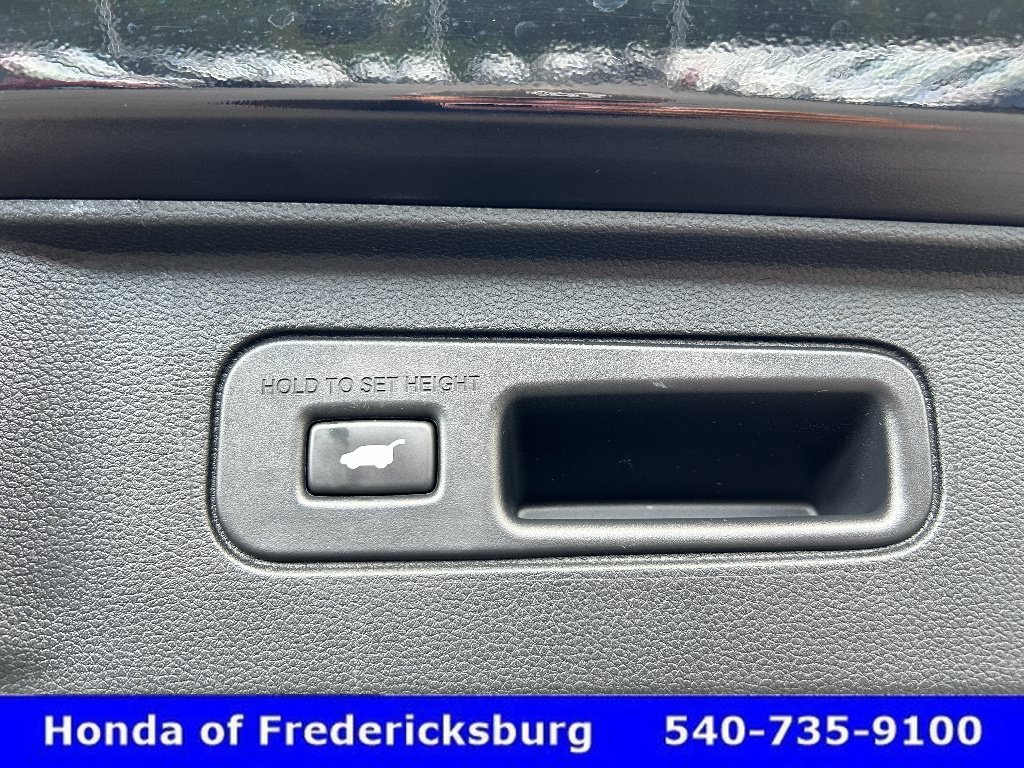 Used 2024 Honda Pilot Elite image 14