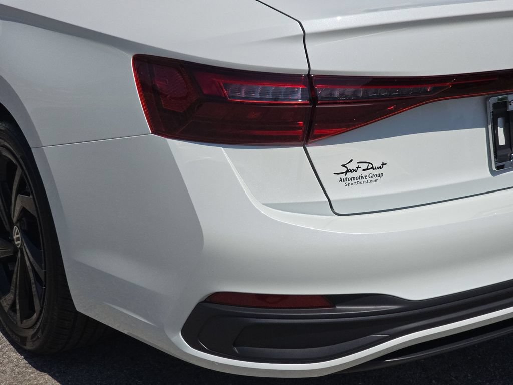 New 2026 Volkswagen Jetta SE FWD image 31