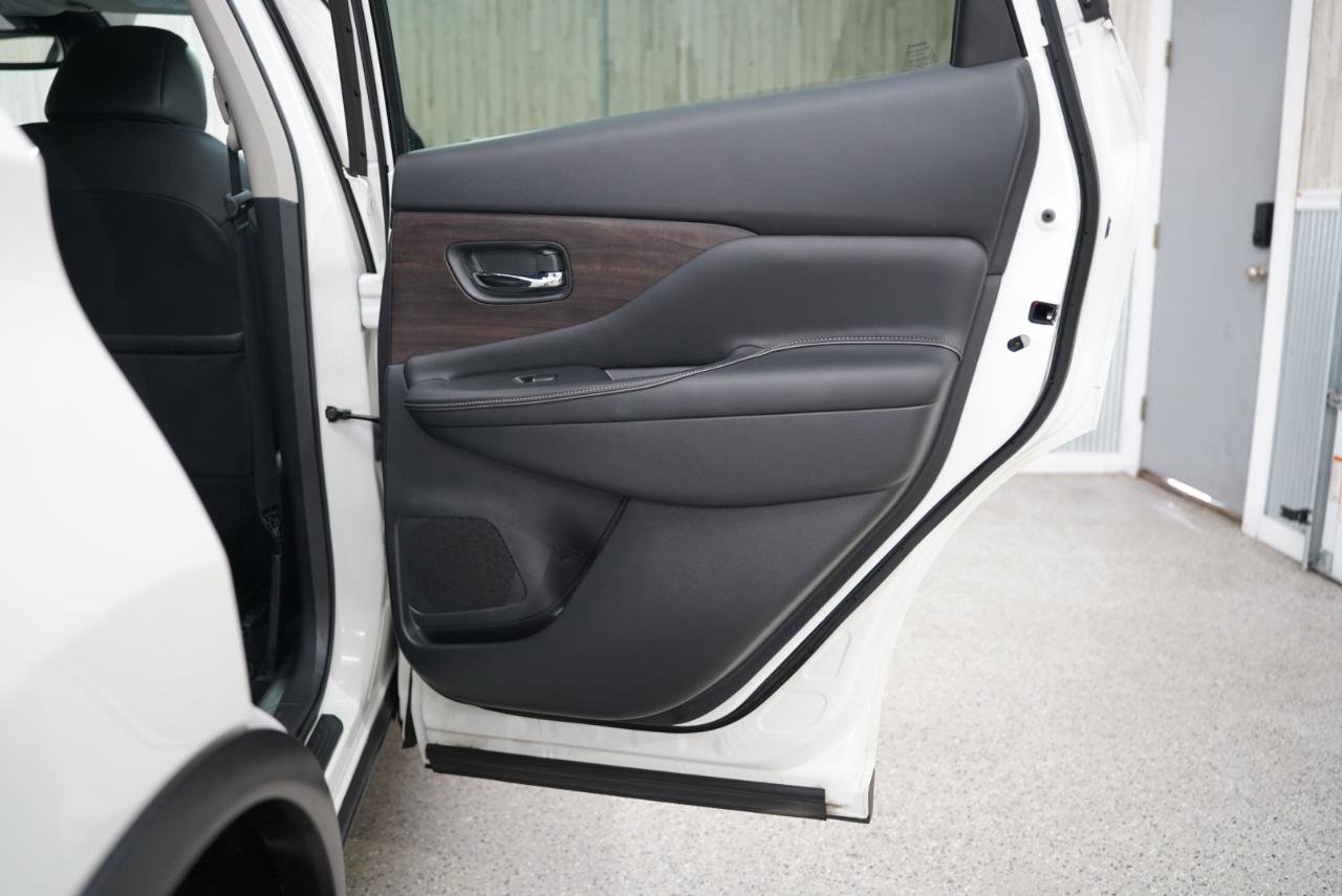 Used 2020 Nissan Murano Platinum image 33