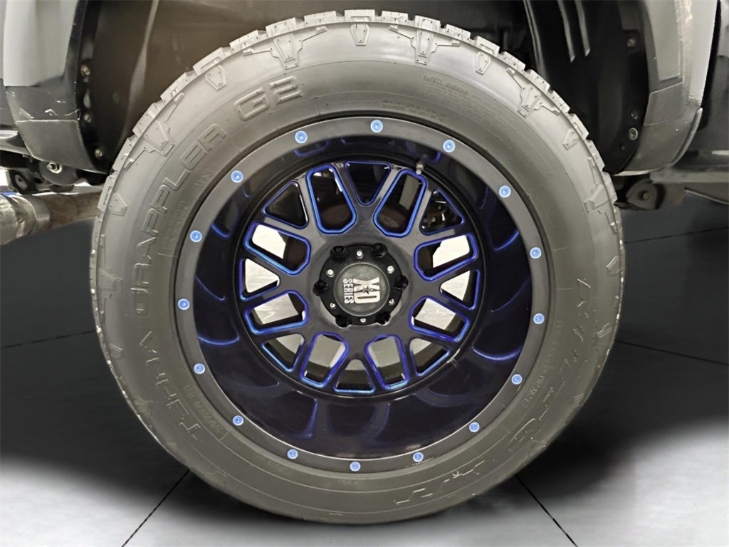 Used 2016 Toyota Tacoma TRD Sport image 21