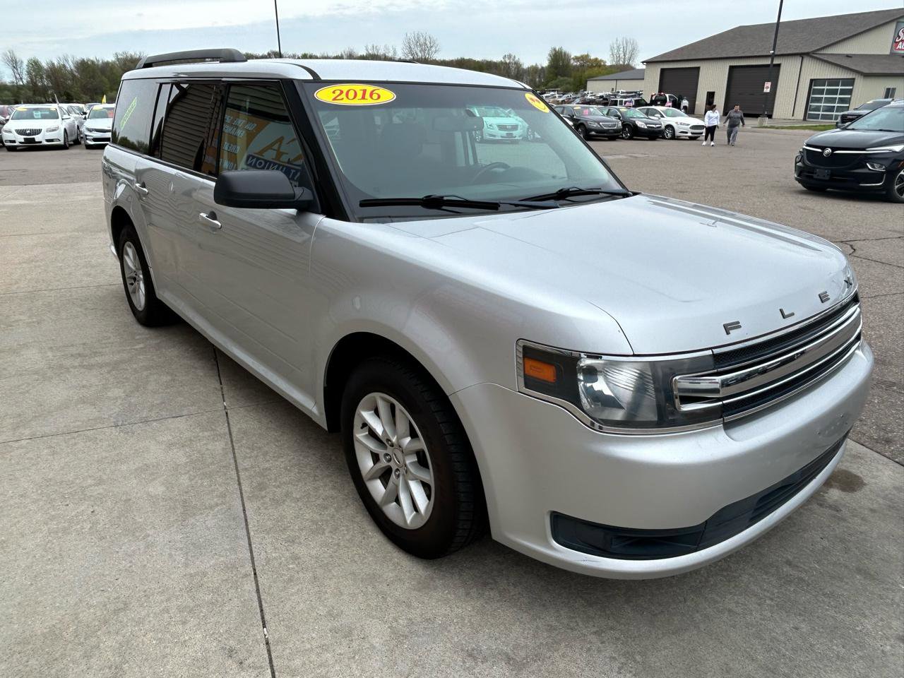 Used 2016 Ford Flex SE FWD image 3