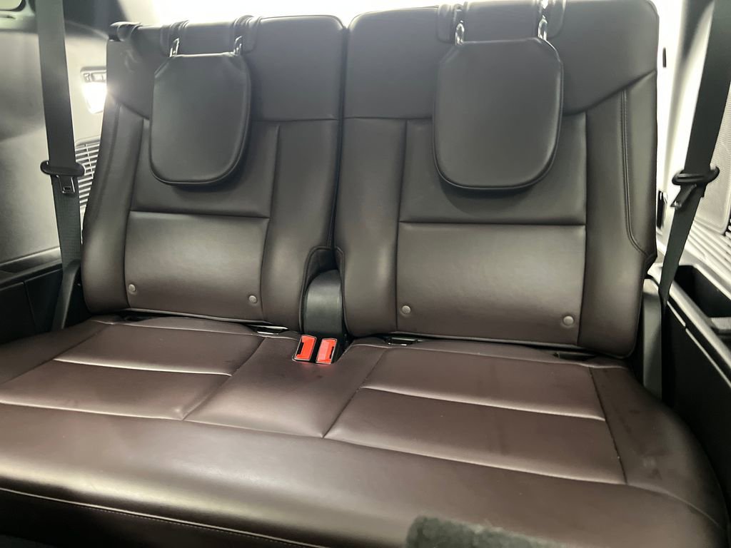 Used 2025 Ford Explorer Platinum w/ LUX Leather Package AWD/4WD image 33