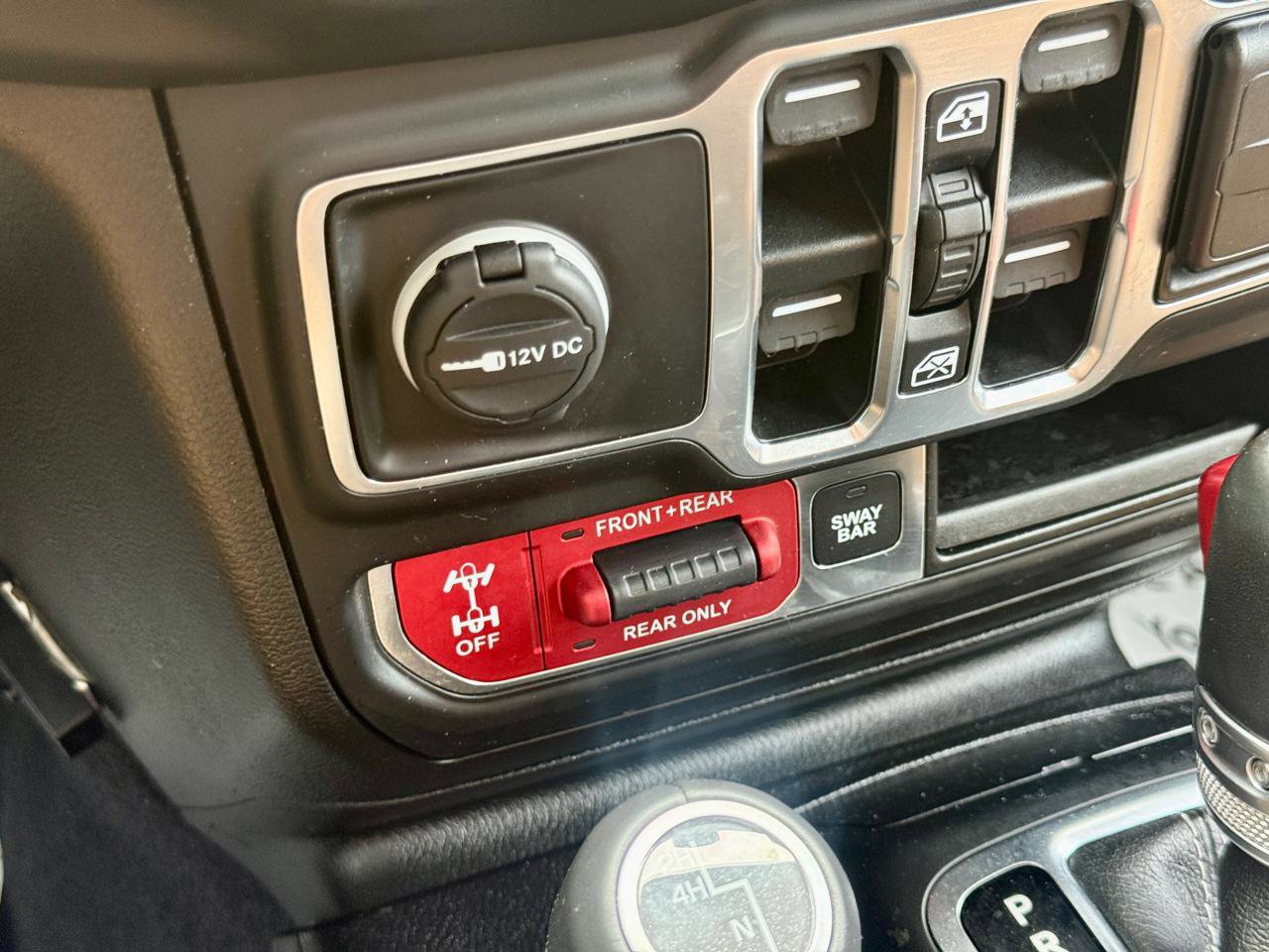 Used 2020 Jeep Wrangler Unlimited Rubicon AWD/4WD image 30