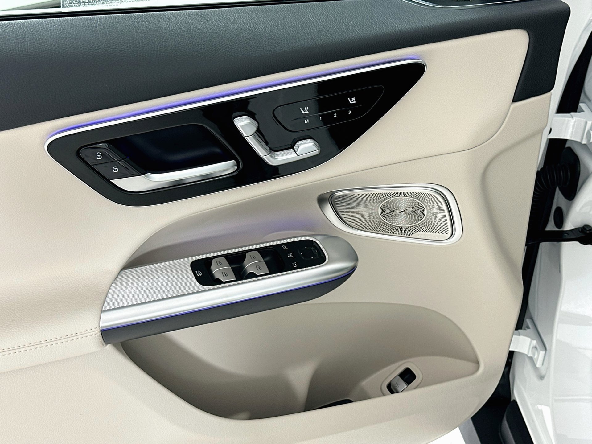 New 2027 Mercedes-Benz GLC 300 4MATIC image 19