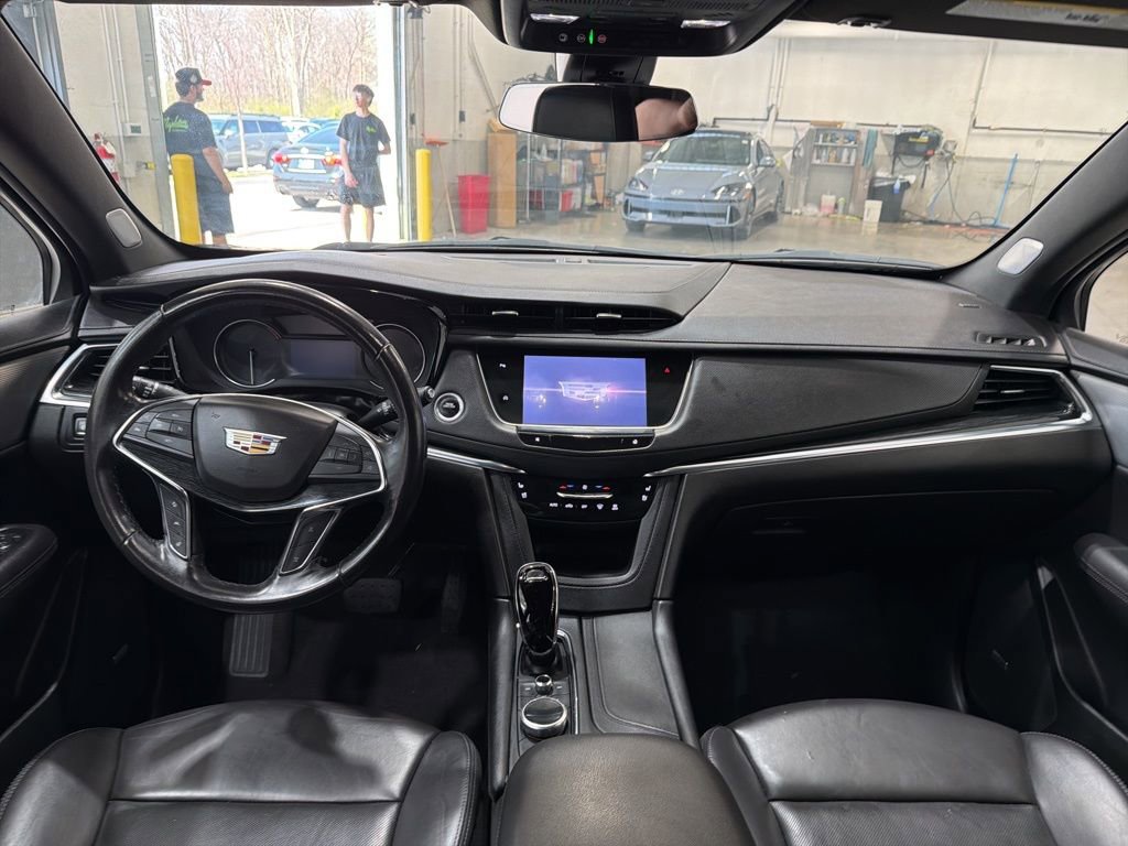 Used 2023 Cadillac XT5 Premium Luxury image 14