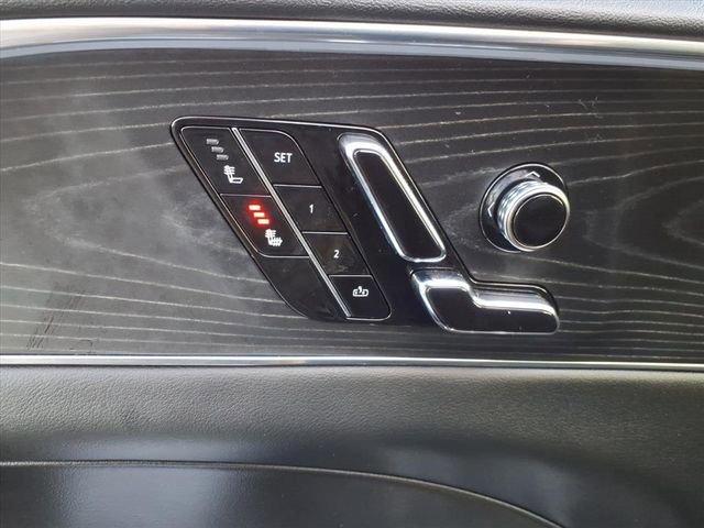 Certified 2024 Cadillac Lyriq Luxury image 26