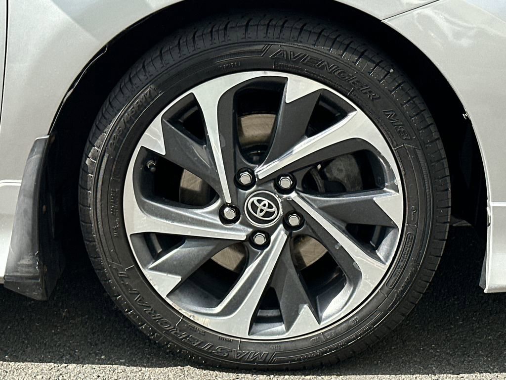 Used 2018 Toyota Corolla iM FWD image 7