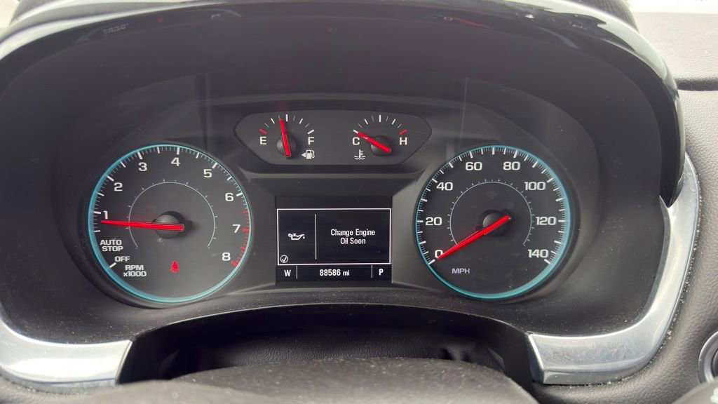 Used 2021 Chevrolet Traverse LS AWD/4WD image 12