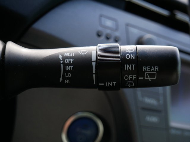 Used 2012 Toyota Prius Three FWD image 25