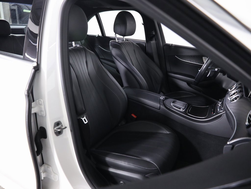 Certified 2022 Mercedes-Benz E 450 4MATIC Sedan image 47