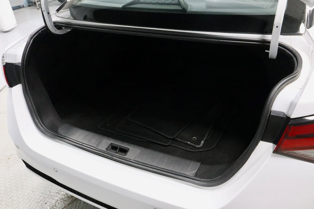 Certified 2024 Nissan Sentra SV image 13