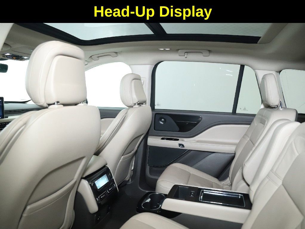 Used 2020 Lincoln Aviator Reserve w/ Equipment Group 201A image 15