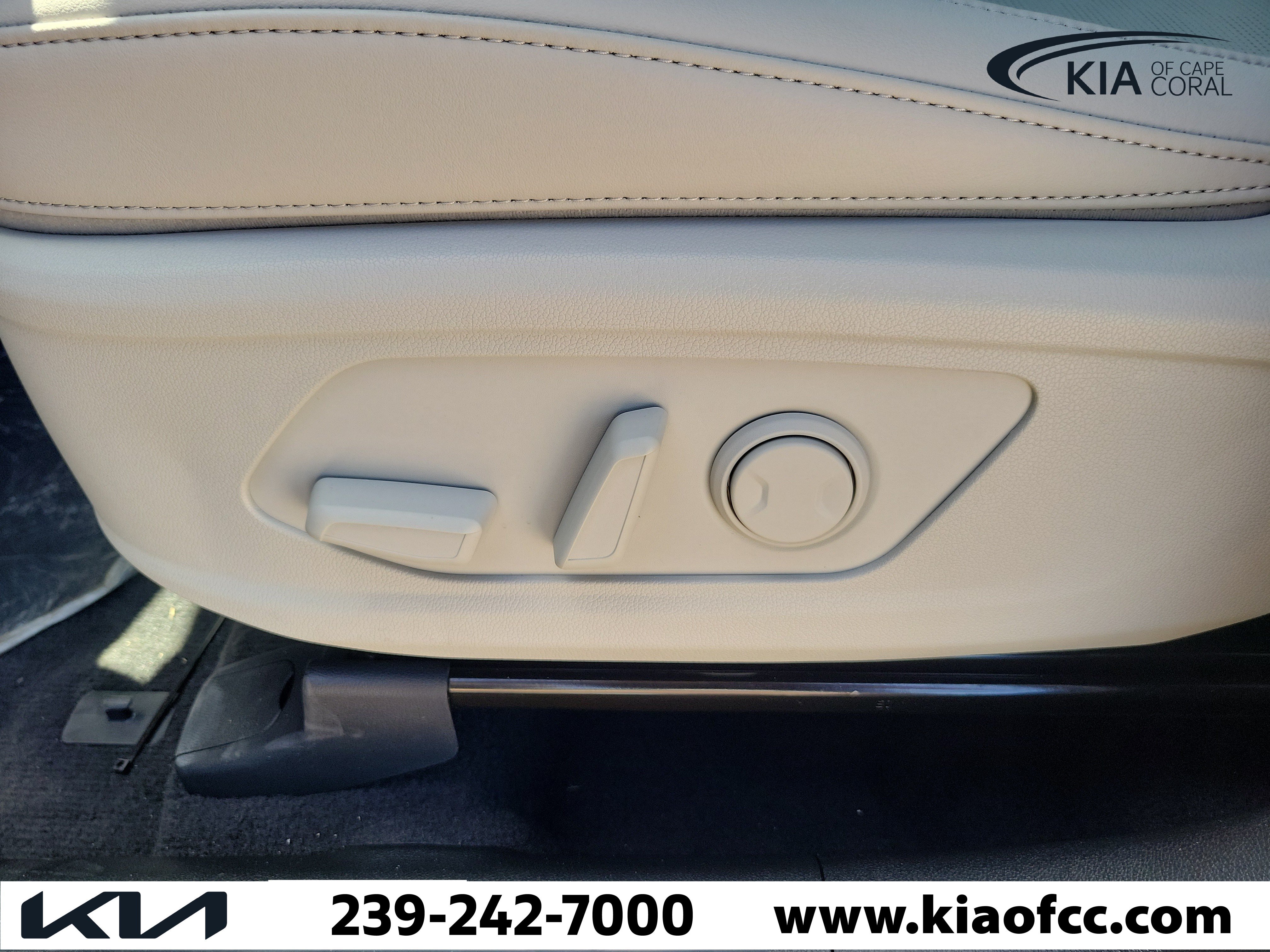 New 2026 Kia Sorento S w/ S Panoramic Sunroof Package FWD image 20