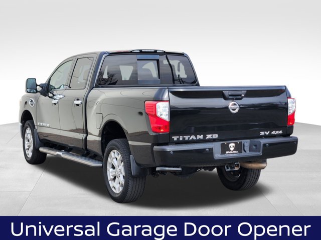 Used 2019 Nissan Titan SV w/ SV Convenience Package AWD/4WD image 8