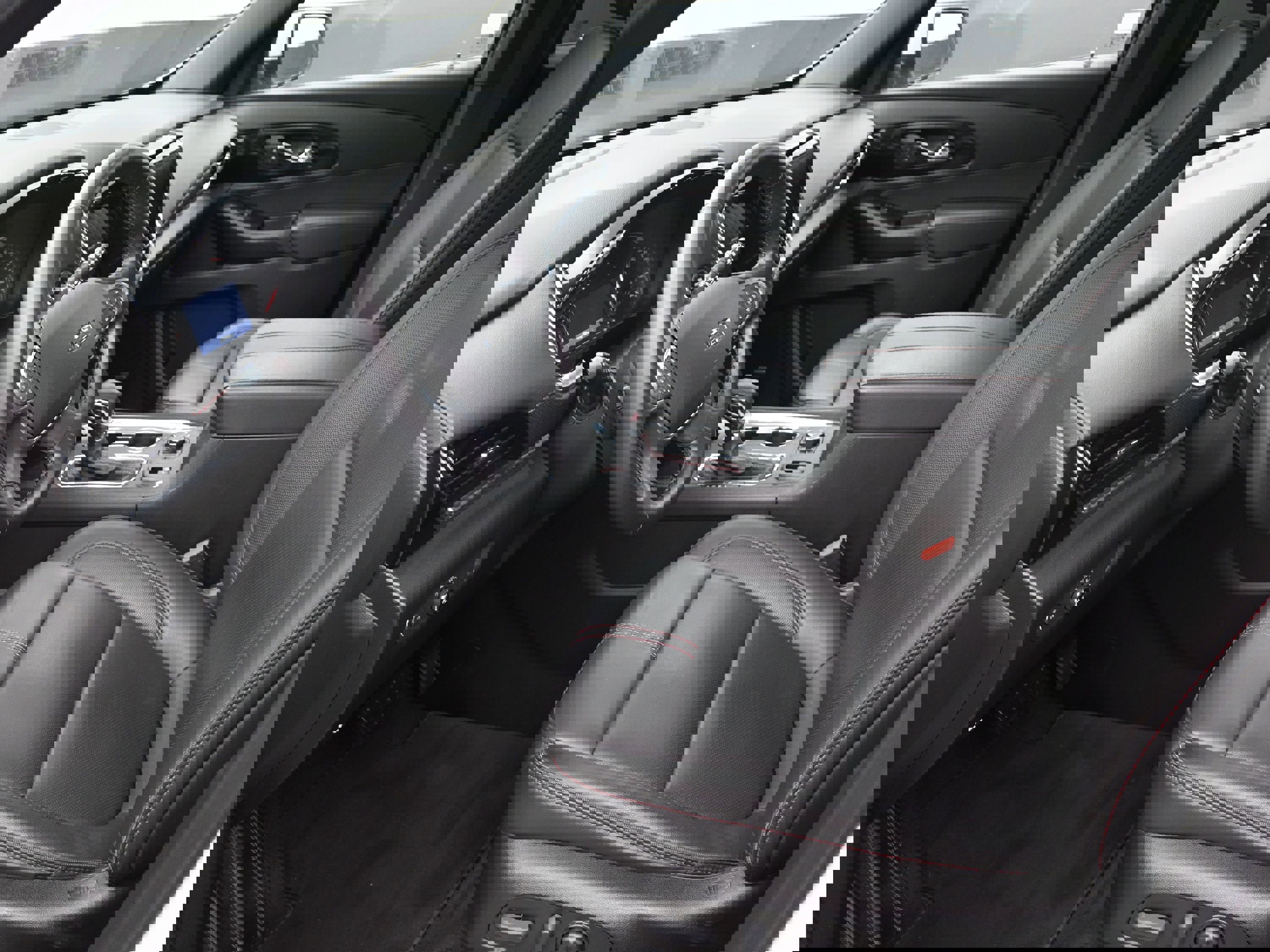 Certified 2023 Chevrolet Traverse RS image 9