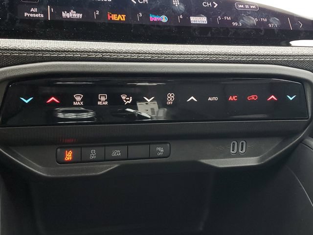 New 2026 Jeep Cherokee Laredo AWD/4WD image 31