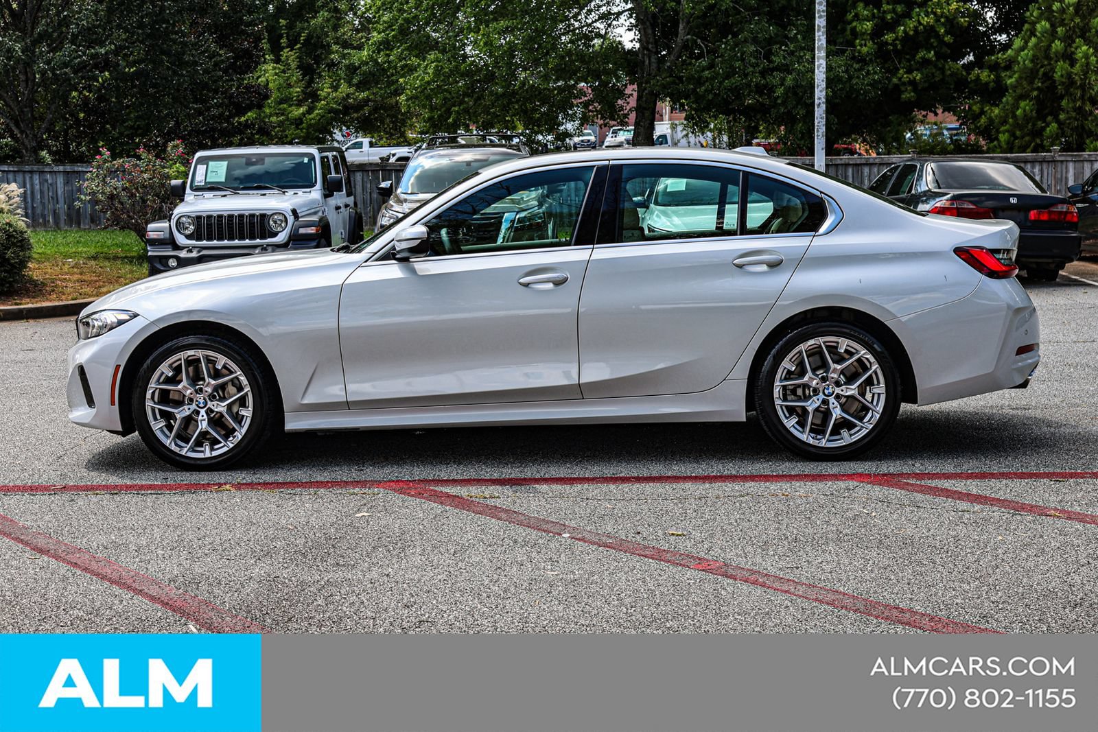 Used 2025 BMW 330i Sedan w/ Convenience Package RWD image 9
