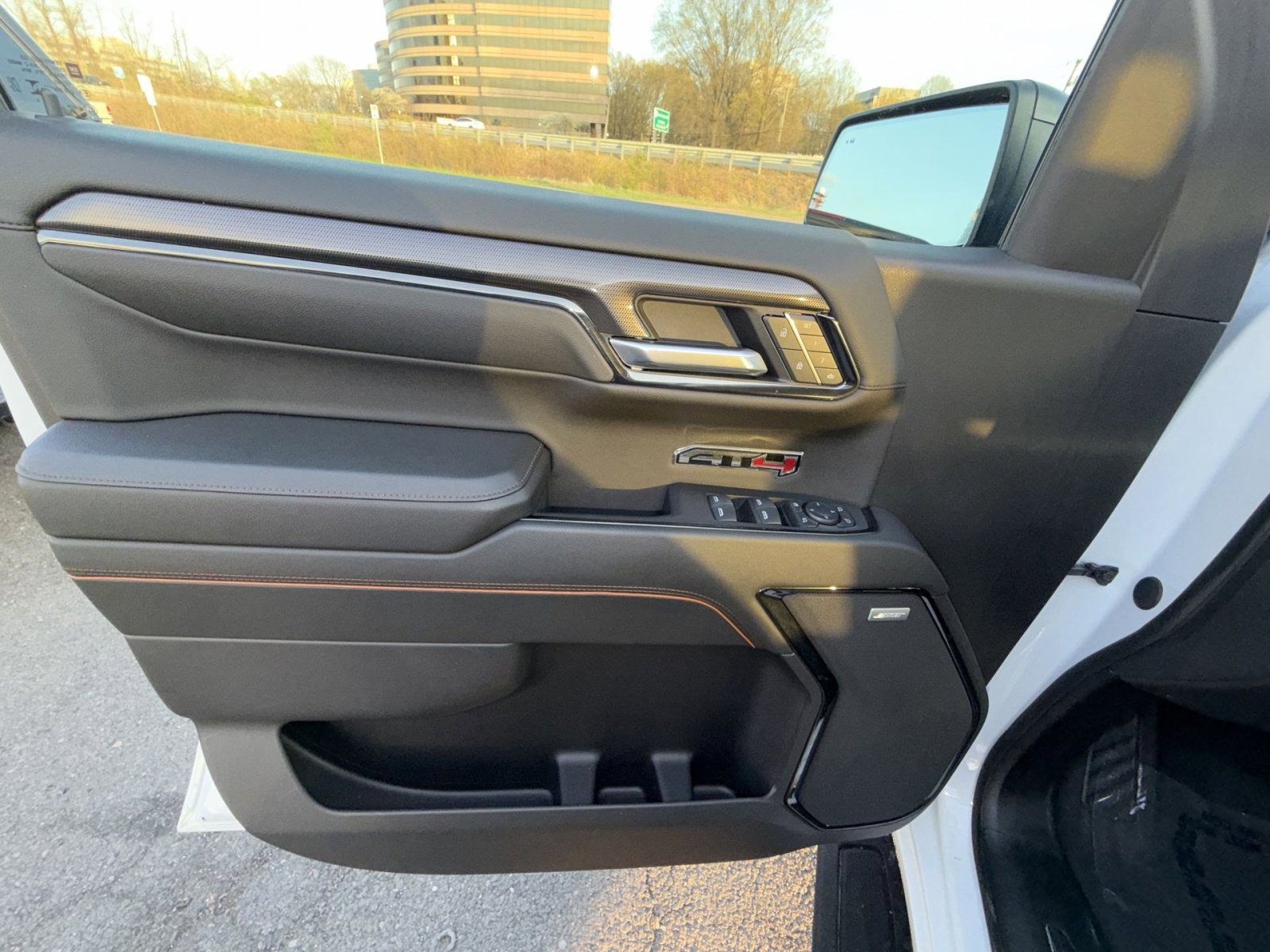 Used 2024 GMC Sierra 1500 AT4 w/ Technology Package image 15