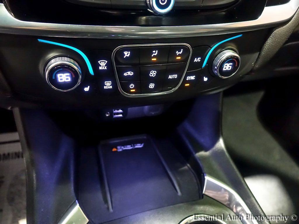 Certified 2023 Chevrolet Traverse RS image 31