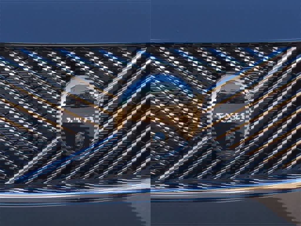 New 2026 Volvo XC90 B6 Plus w/ Protection Package Premier image 10