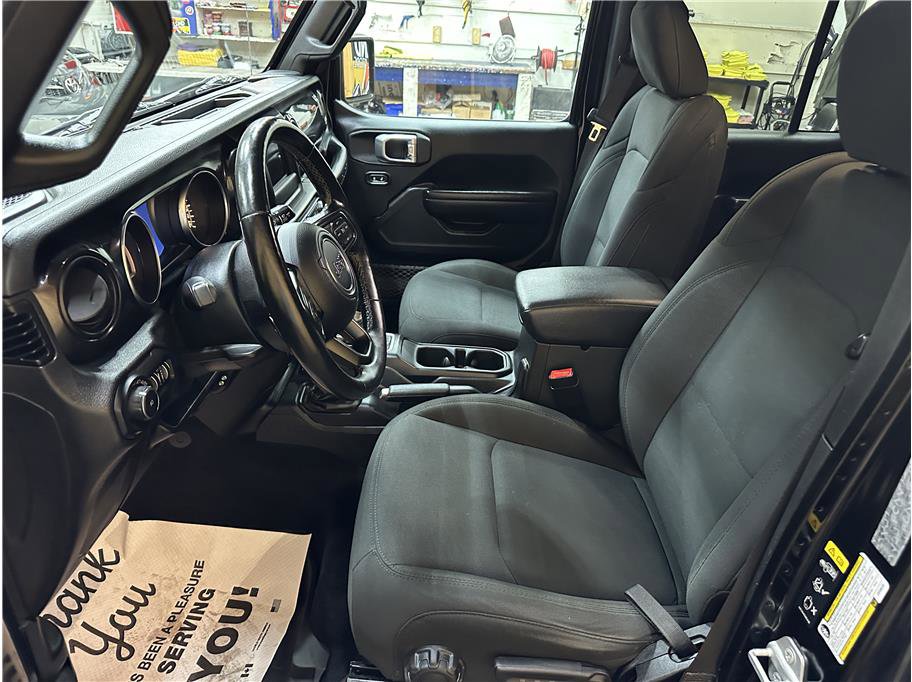 Used 2020 Jeep Wrangler Unlimited Sport image 12