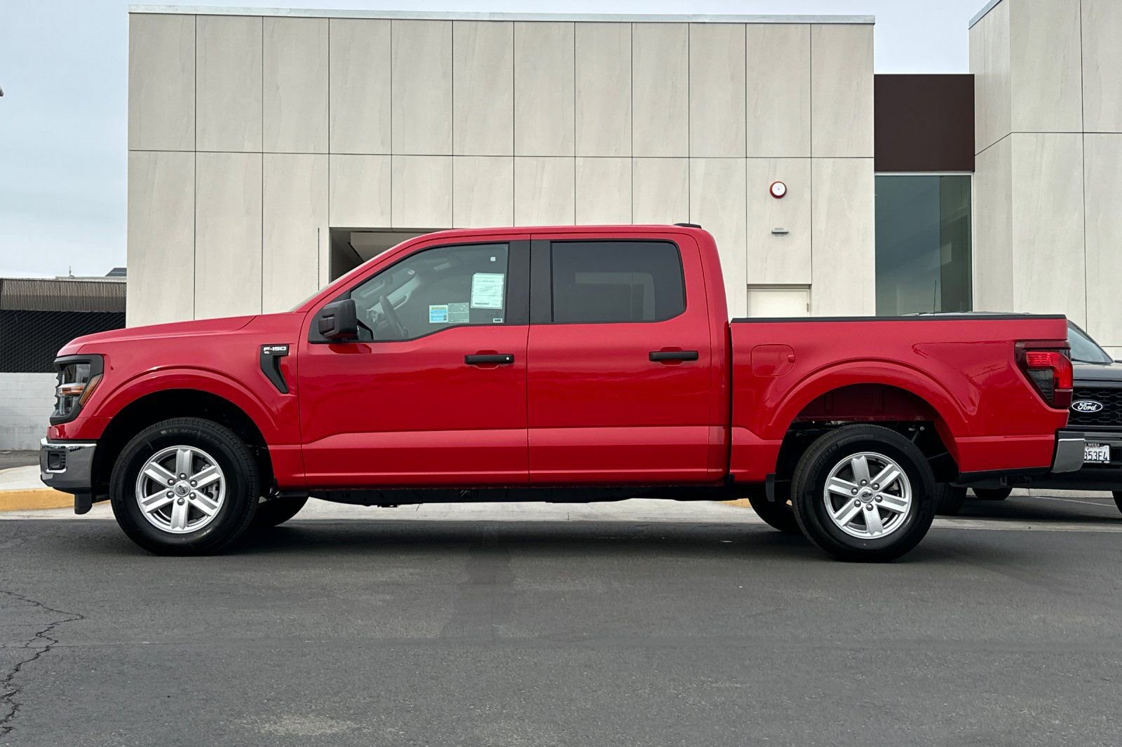 New 2025 Ford F150 XL w/ Equipment Group 103A High image 6