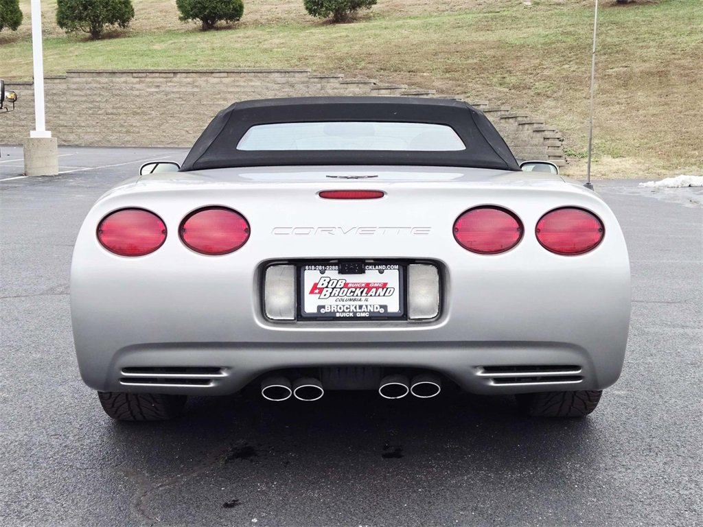 Used 2004 Chevrolet Corvette Convertible w/ Preferred Equipment Group image 4