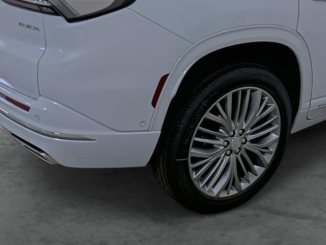 New 2027 Buick Enclave Avenir w/ LPO, Floor Liner Package AWD/4WD image 12