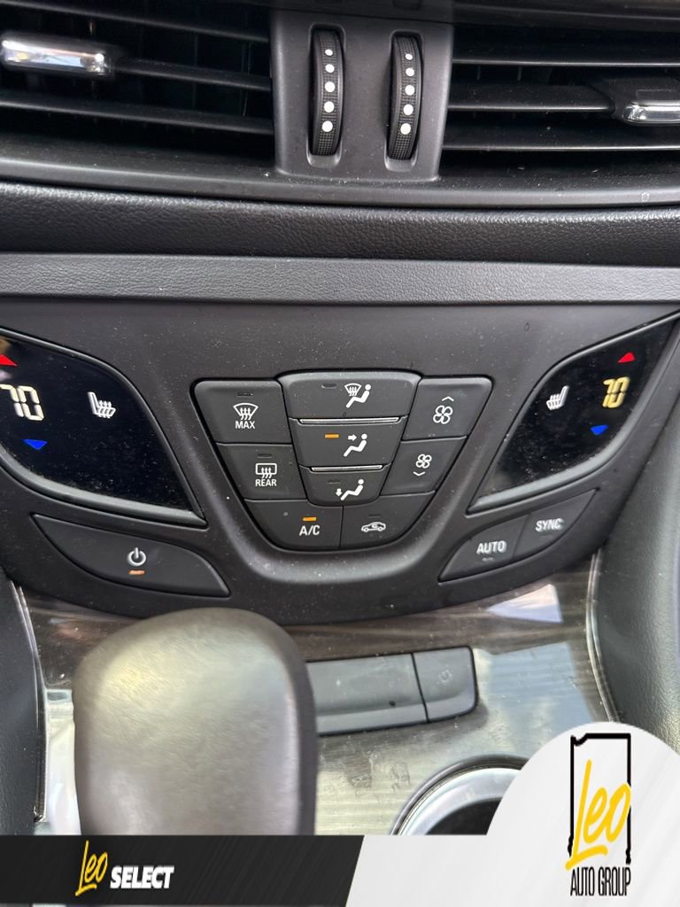 Used 2020 Buick Envision Essence image 21
