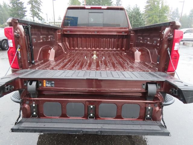 Used 2024 Chevrolet Silverado 2500 LT w/ Convenience Package image 8