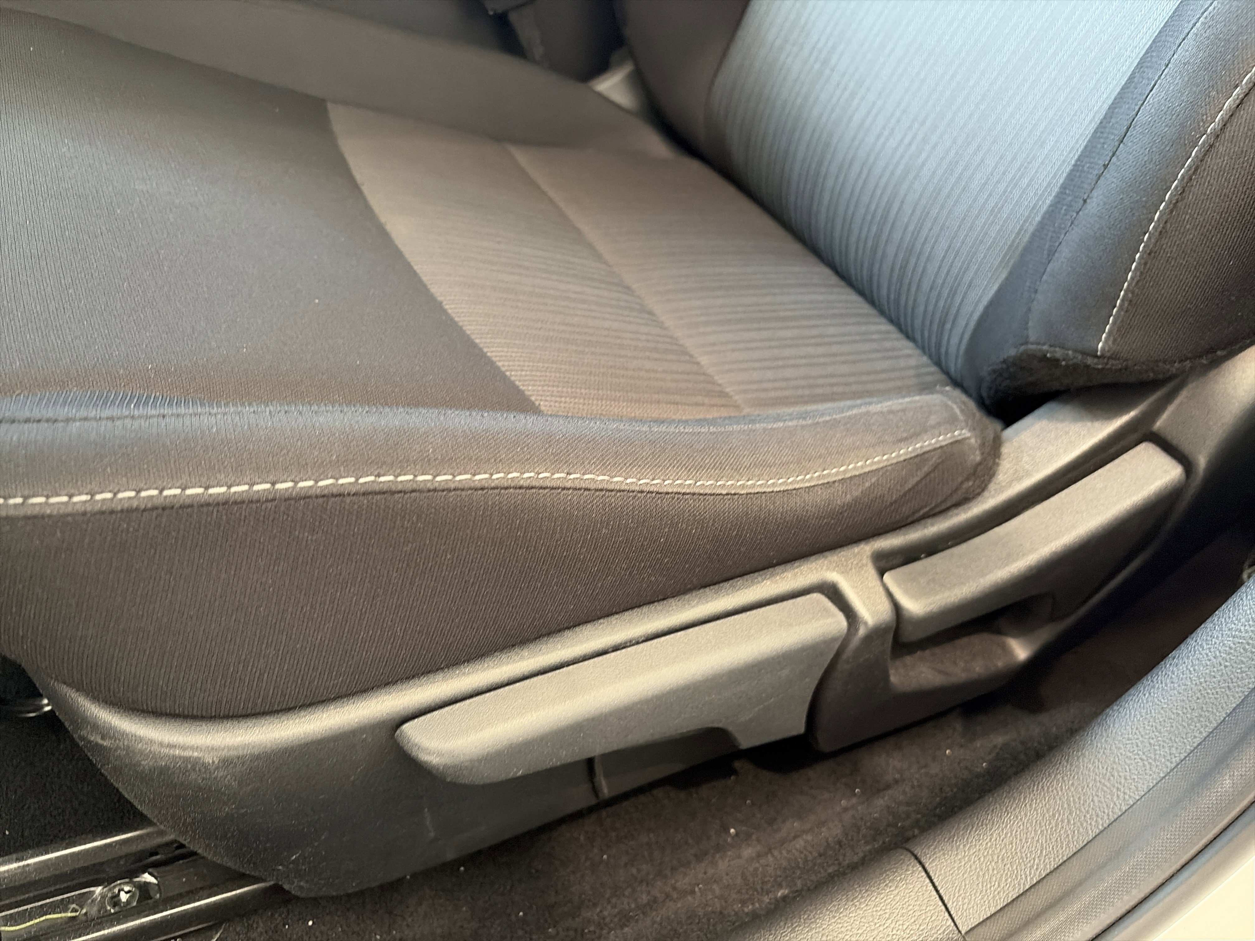 Used 2024 Nissan Sentra SV image 19