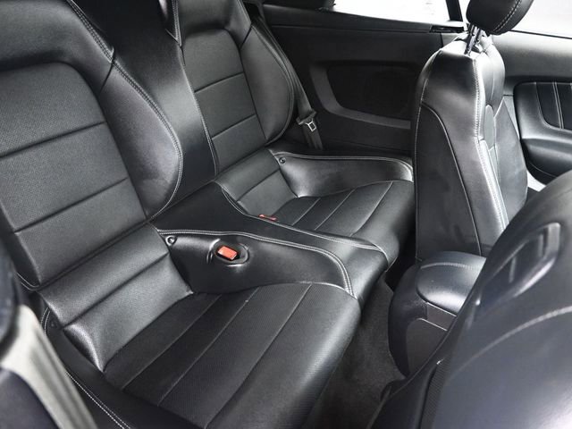Used 2019 Ford Mustang Premium RWD image 12