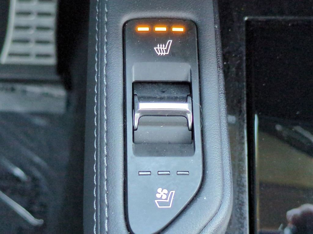 Used 2024 Kia Telluride SX Prestige image 25