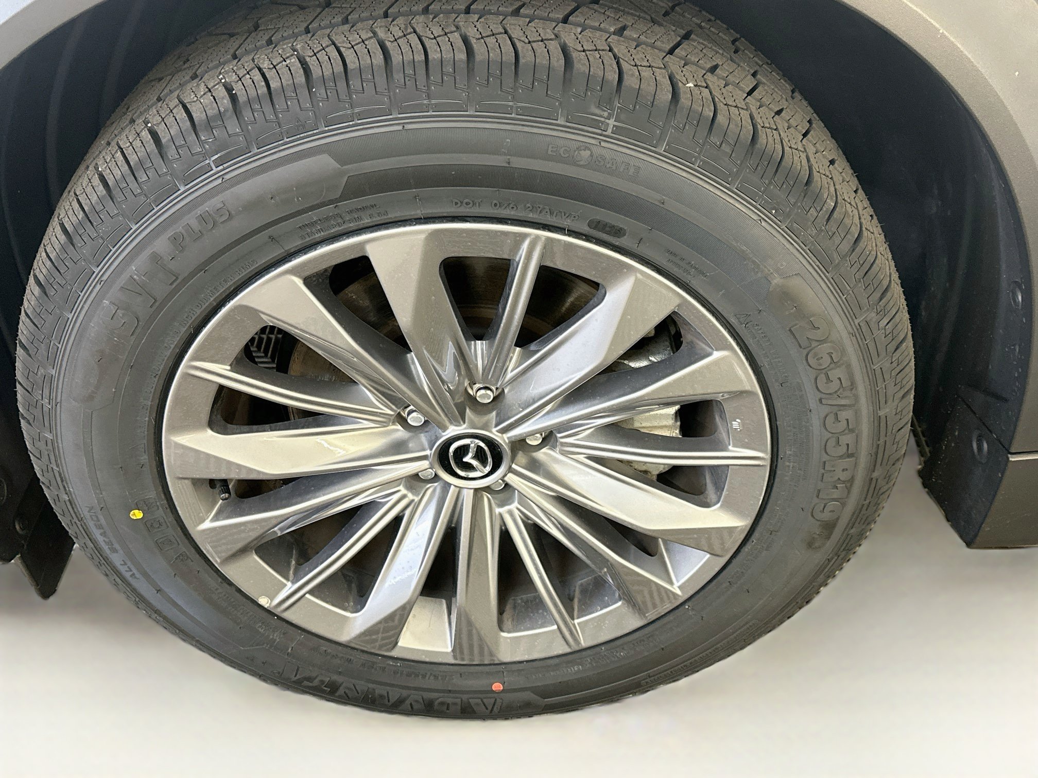 Used 2024 MAZDA CX-90 Plug-In Hybrid w/ Preferred AWD/4WD image 11