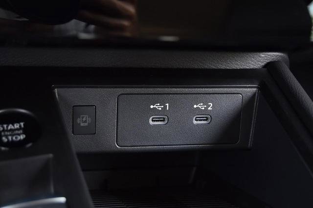 New 2025 Nissan Kicks SR image 18