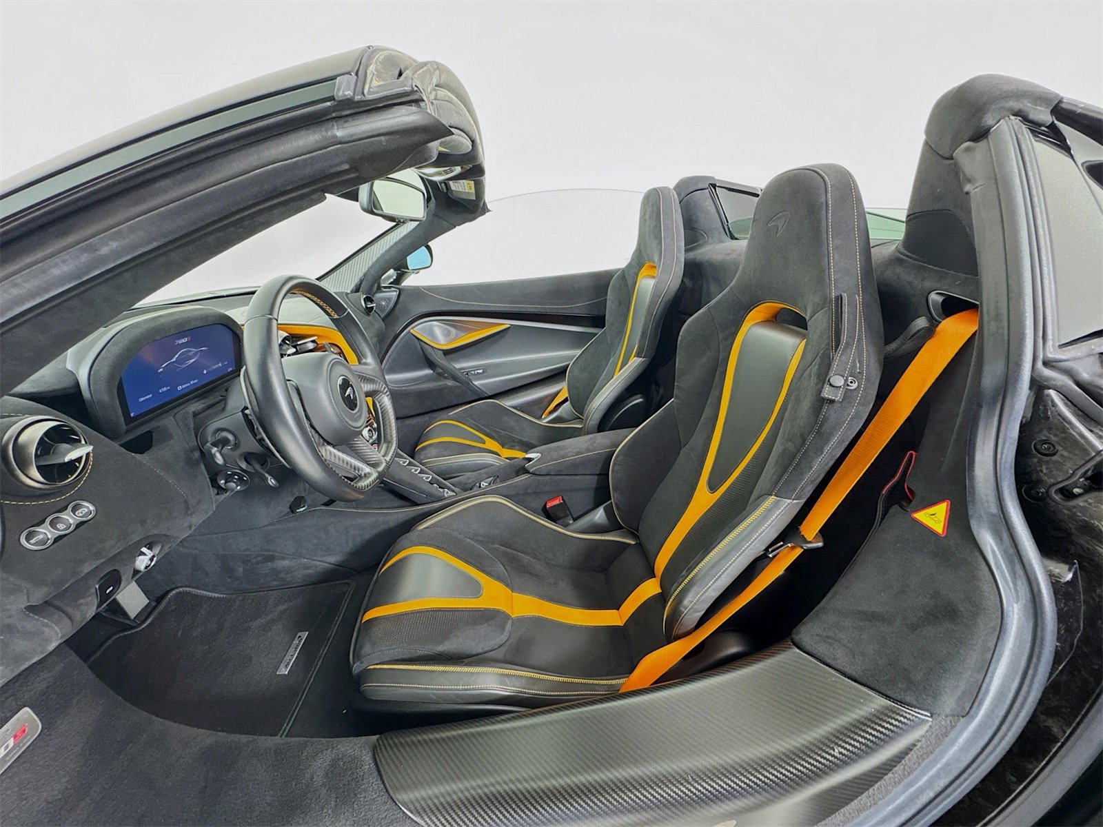 Used 2021 McLaren 720S Performance image 19