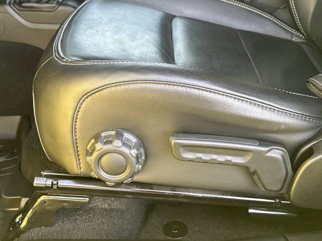 Certified 2022 Jeep Wrangler Unlimited Sahara w/ Cold Weather Group image 10