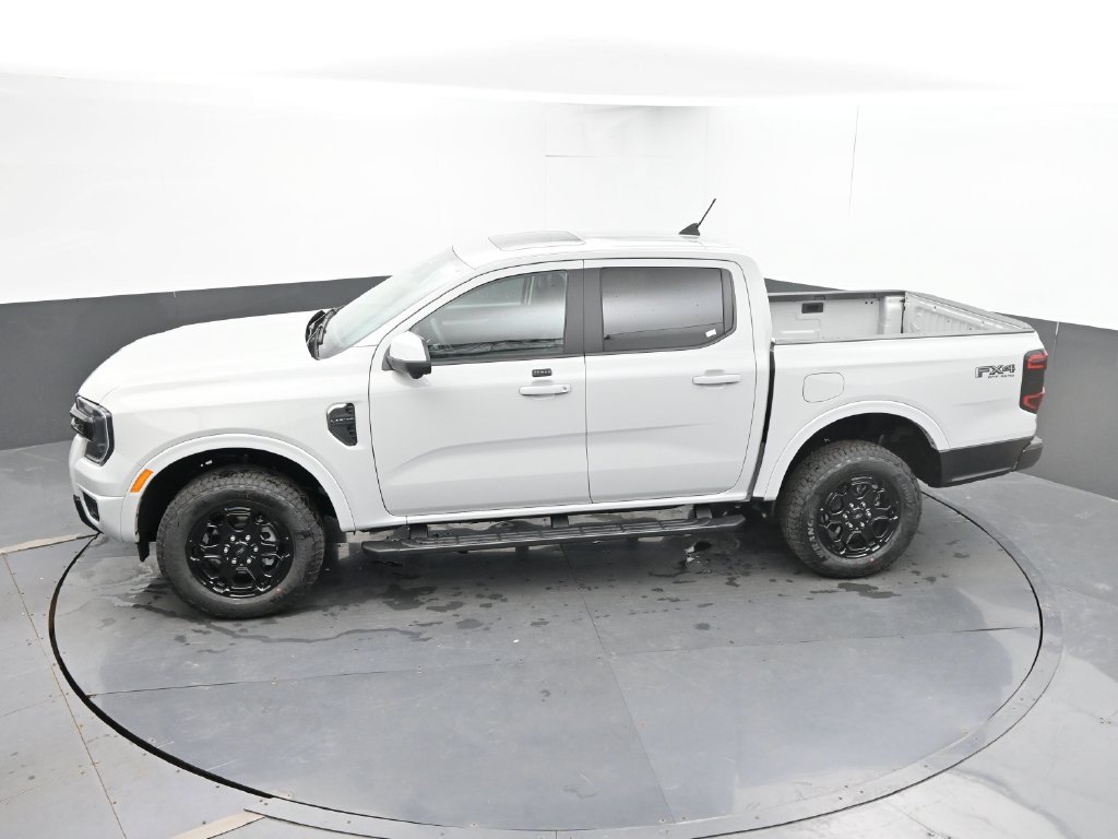 New 2026 Ford Ranger Lariat w/ FX4 Off-Road Package AWD/4WD image 17