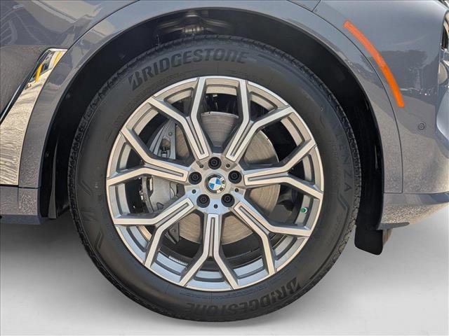 Used 2026 BMW X7 xDrive40i w/ Premium Package image 10