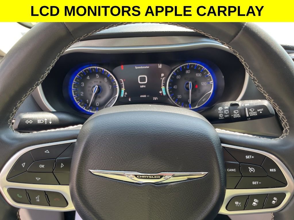 Used 2023 Chrysler Pacifica Touring-L FWD image 19